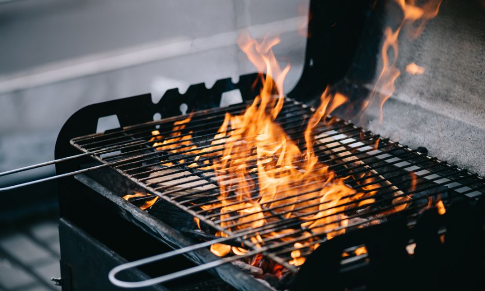 The Delicious Benefits of Cooking With Wood